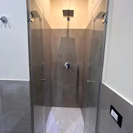 Amaris Konukevi Palermo