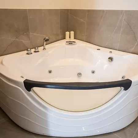 Amaris Guest house